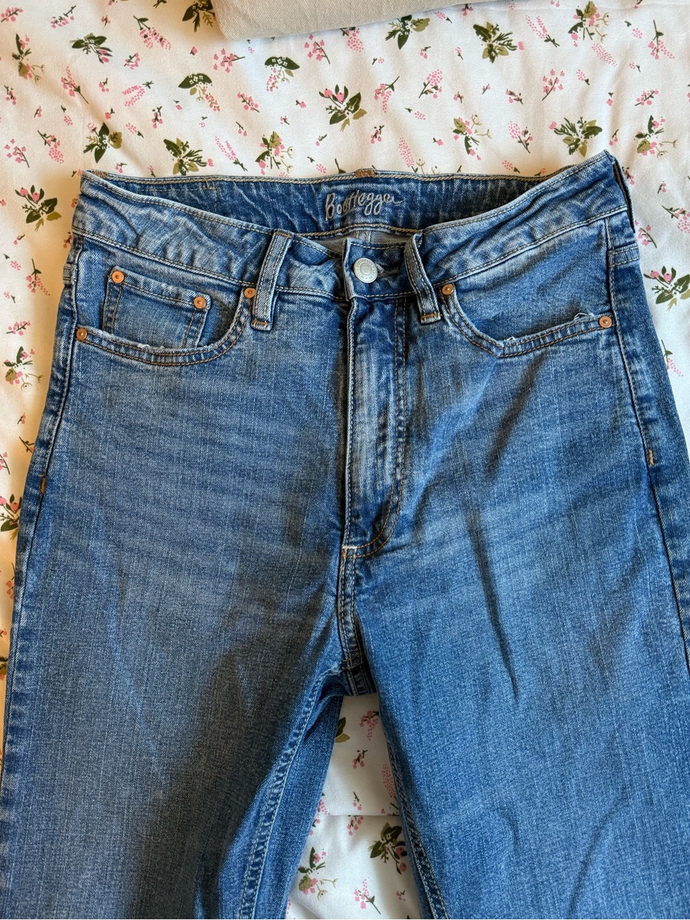 Bootlegger Bootleg cut jeans